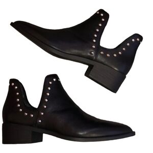 Steve Madden Joella Black Studded Cutout Western Bootie 8.5